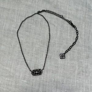 Kendra Scott Elisa pendent necklace in gun metal